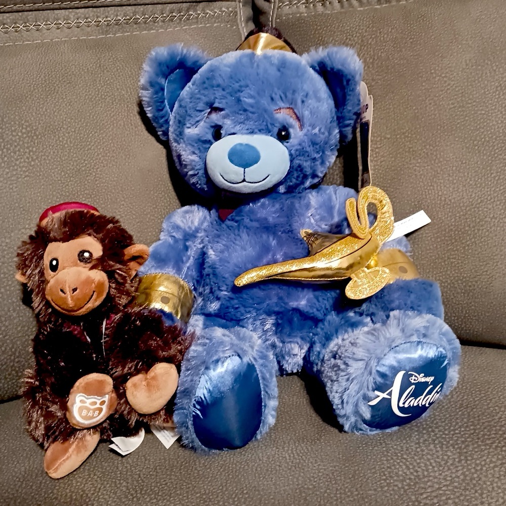 Genie and Abu Build A Bears